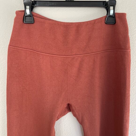 Fabletics Ribbed Leggings Salmon Pink (Small) - Picture 2 of 6